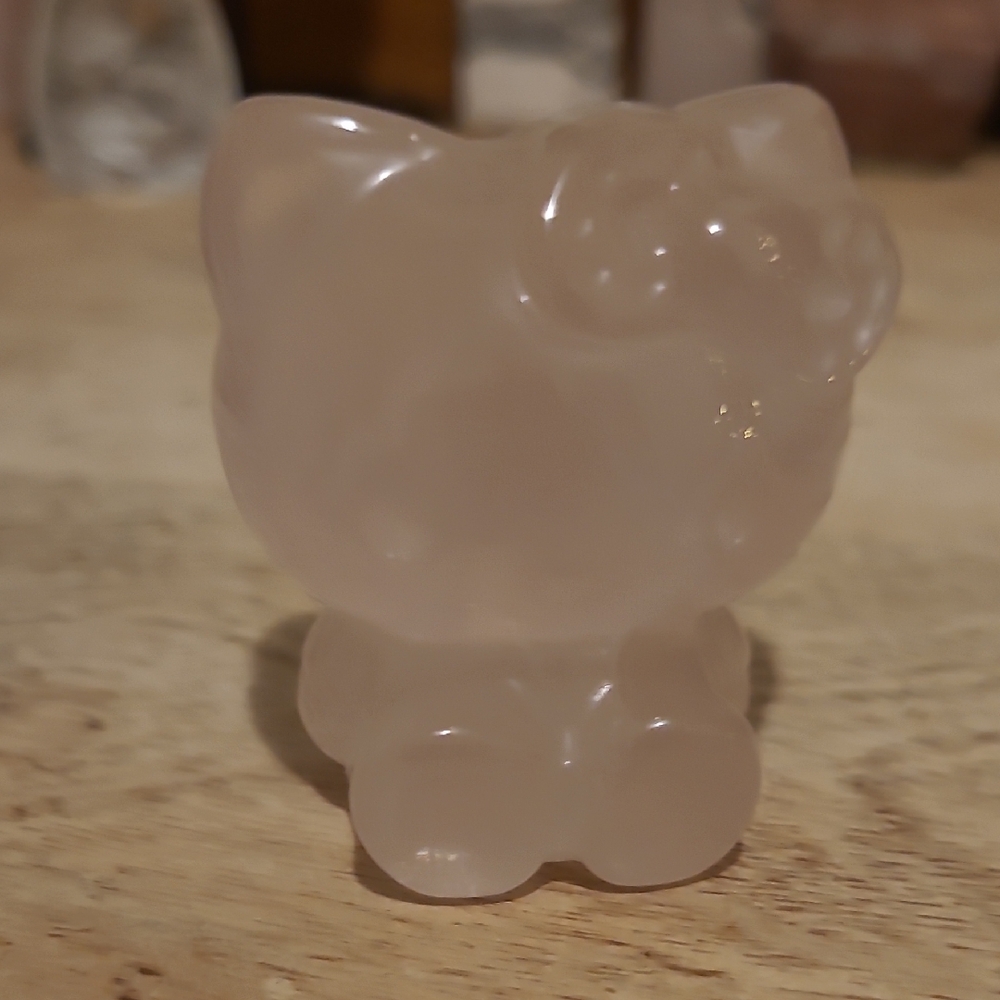 Beautiful Rose Quartz Hello Kitty